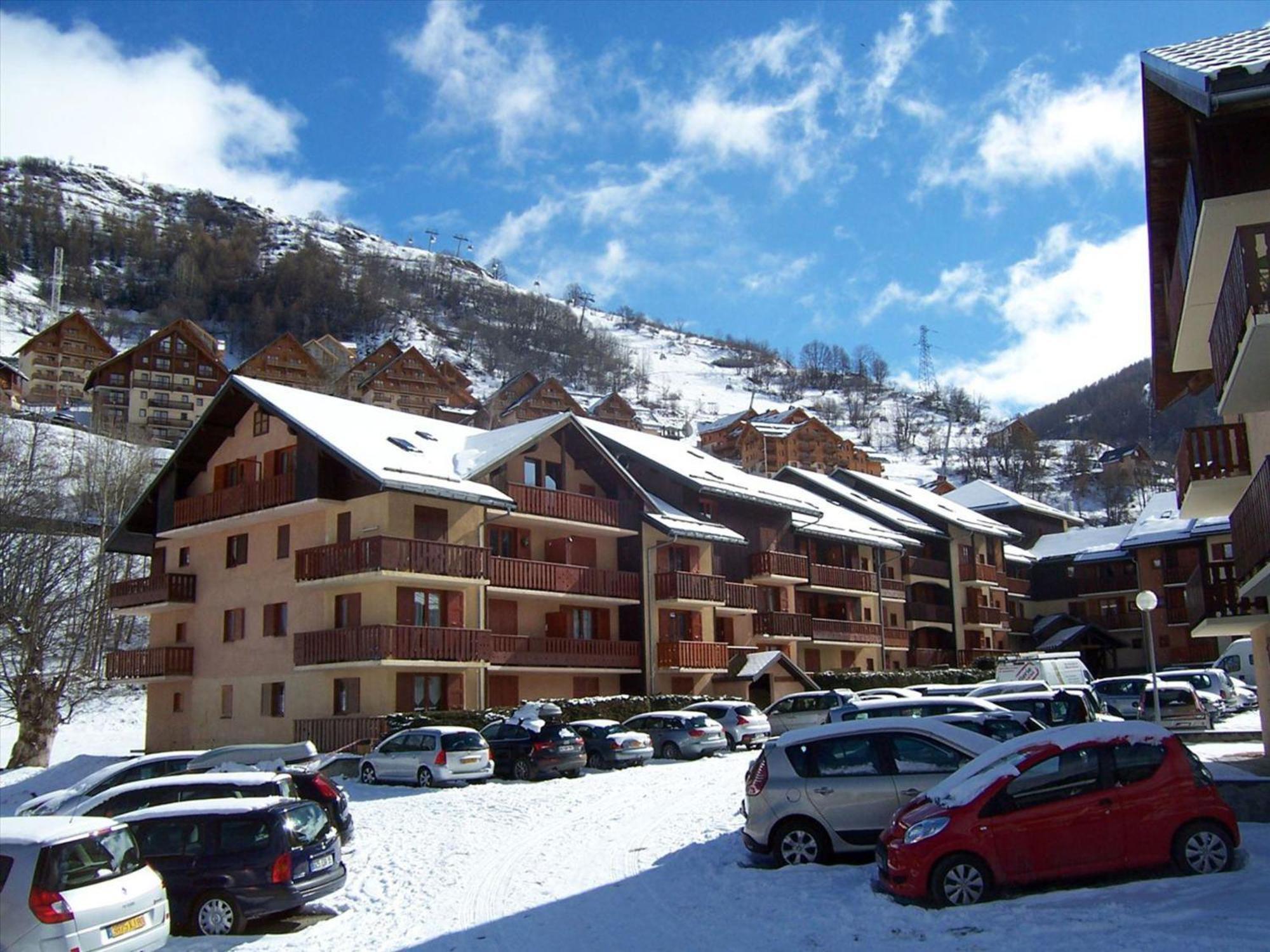 Studio Cabine Pour 3 Personnes Avec Balcon Ouest, Au Centre De Valloire, Proche Commerces Et Ski - Fr-1-263-461 Apartment Bagian luar foto